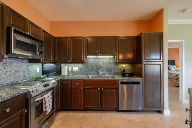 Listing Image for 171 Kualapa Pl 71 14 of 33