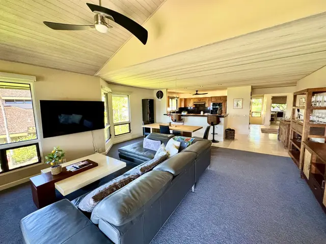 Listing Image for 50 Puu Anoano St 2802 17 of 50