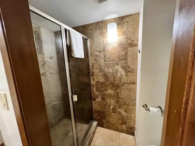 Listing Image for 3543 Lower Honoapiilani Rd J403 7 of 24