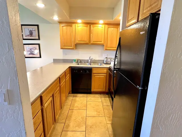 Listing Image for 3543 Lower Honoapiilani Rd J403 9 of 24
