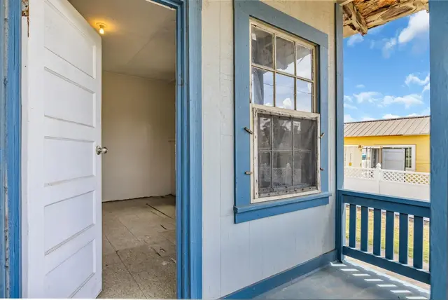 Listing Image for Kaikoo Pl 11 of 45