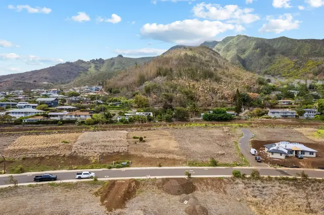 Listing Image for 645 Kauna Lipo Dr 14 of 16