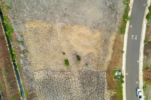 Listing Image for 645 Kauna Lipo Dr 15 of 16