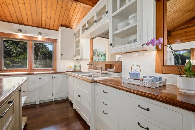 Listing Image for 30 Mamao Pl 12 of 50