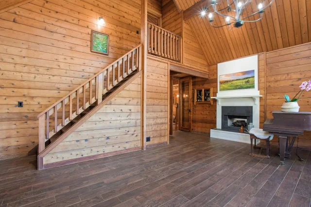 Listing Image for 30 Mamao Pl 20 of 50