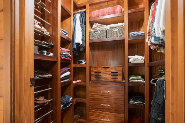 Listing Image for 30 Mamao Pl 23 of 50