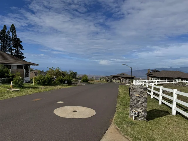 Listing Image for 143 Elepaio Pl 6 of 14