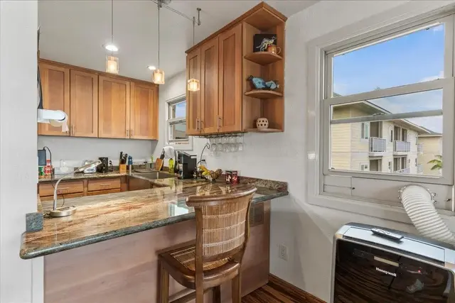 Listing Image for 510 Imi Pl 301 10 of 31