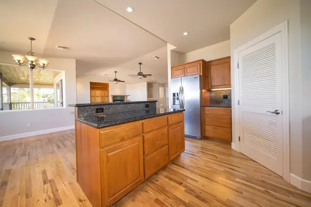 Listing Image for 296 Kulamanu Cir 219 11 of 35