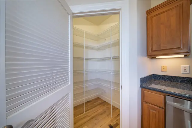 Listing Image for 296 Kulamanu Cir 219 12 of 35