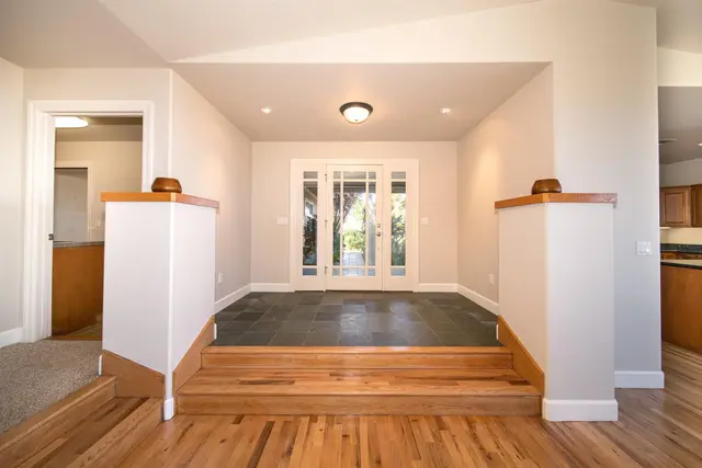 Listing Image for 296 Kulamanu Cir 219 13 of 35