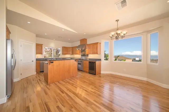 Listing Image for 296 Kulamanu Cir 219 14 of 35