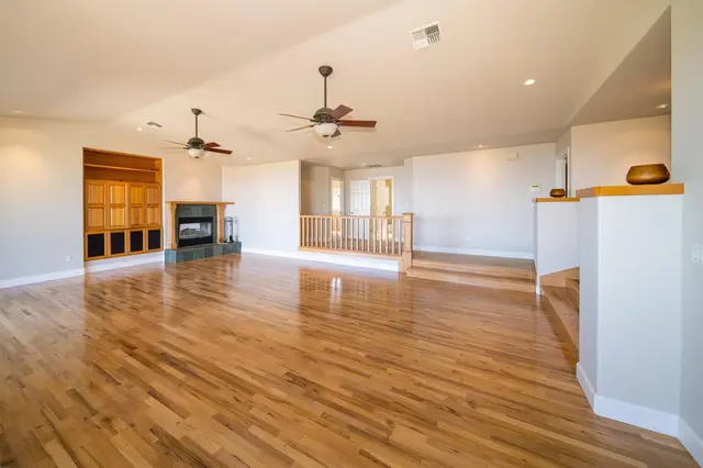 Listing Image for 296 Kulamanu Cir 219 16 of 35