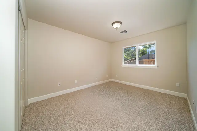 Listing Image for 296 Kulamanu Cir 219 29 of 35