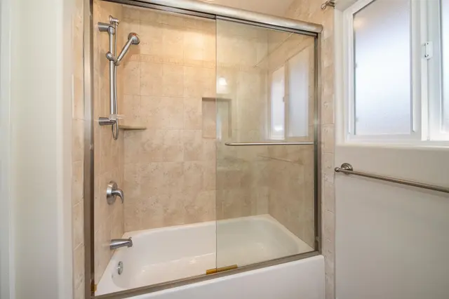 Listing Image for 296 Kulamanu Cir 219 32 of 35