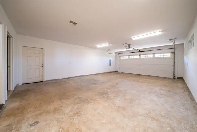 Listing Image for 296 Kulamanu Cir 219 34 of 35
