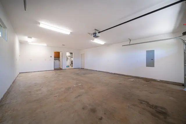 Listing Image for 296 Kulamanu Cir 219 35 of 35