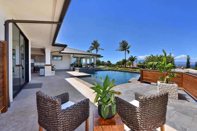 Listing Image for 187 Anapuni Loop 13 of 50