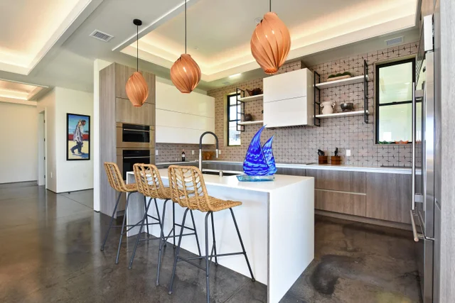 Listing Image for 187 Anapuni Loop 21 of 50