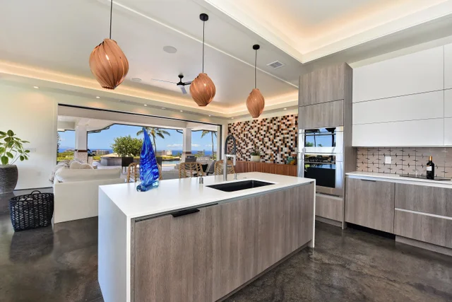 Listing Image for 187 Anapuni Loop 24 of 50