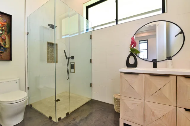 Listing Image for 187 Anapuni Loop 27 of 50