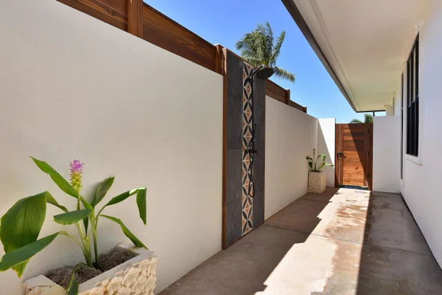 Listing Image for 187 Anapuni Loop 33 of 50