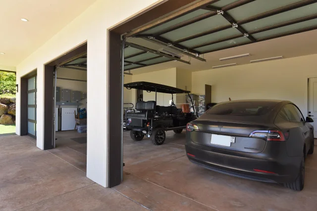 Listing Image for 187 Anapuni Loop 47 of 50