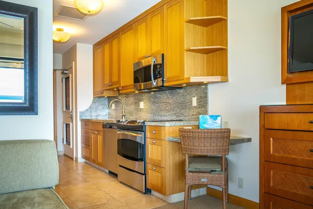 Listing Image for 49 Kapalua Pl 211 17 of 50