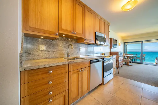 Listing Image for 49 Kapalua Pl 211 19 of 50