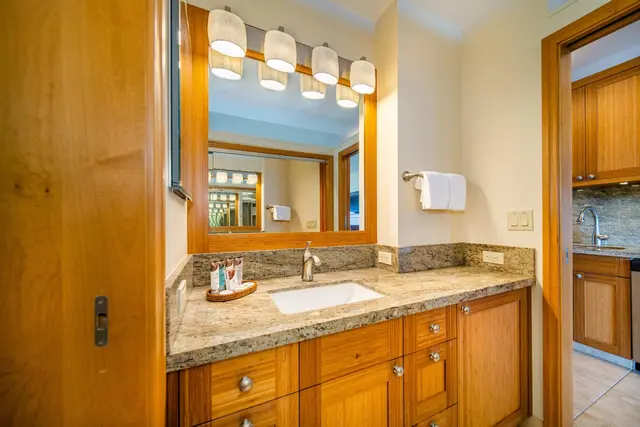Listing Image for 49 Kapalua Pl 211 25 of 50