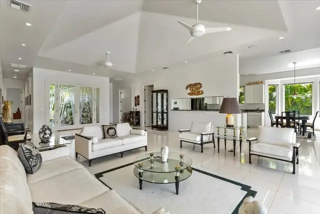 Listing Image for 324 Pualoa Nani Pl 10 of 35