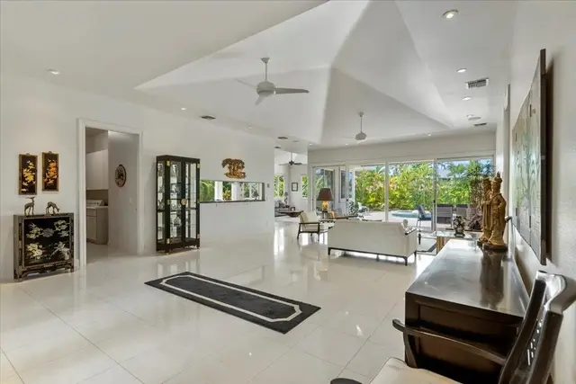 Listing Image for 324 Pualoa Nani Pl 11 of 35