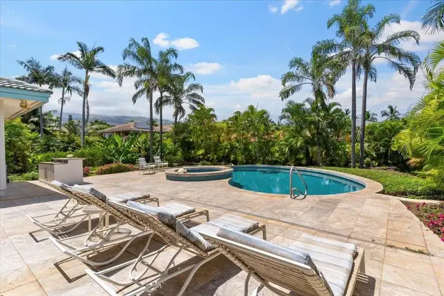 Listing Image for 324 Pualoa Nani Pl 3 of 35