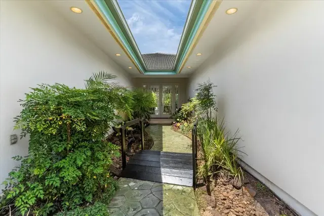 Listing Image for 324 Pualoa Nani Pl 31 of 35