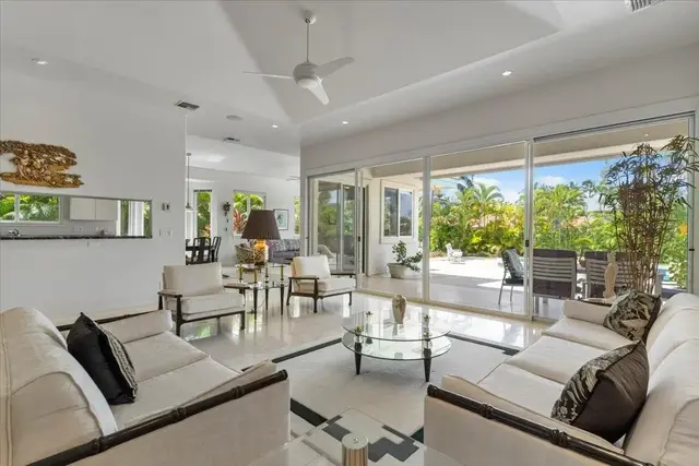 Listing Image for 324 Pualoa Nani Pl 7 of 35