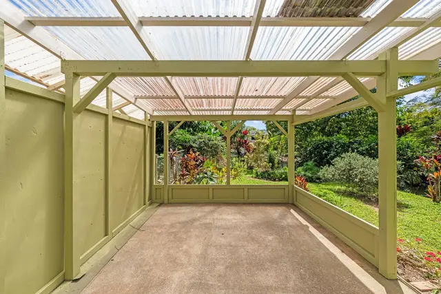 Listing Image for 20 Ahina Pl 30 of 36