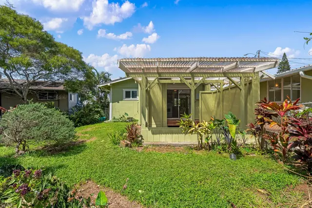Listing Image for 20 Ahina Pl 32 of 36