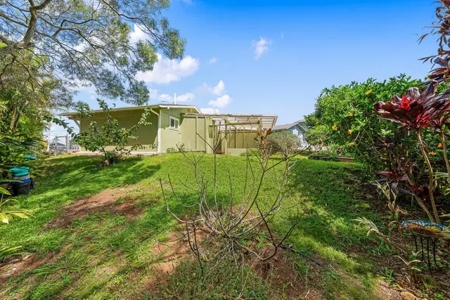 Listing Image for 20 Ahina Pl 33 of 36