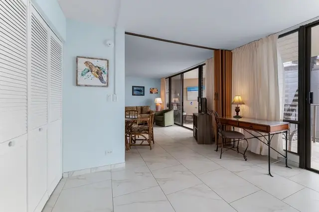 Listing Image for 50 Hauoli St 301 16 of 41