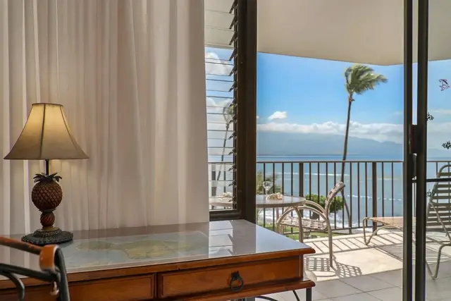 Listing Image for 50 Hauoli St 301 17 of 41