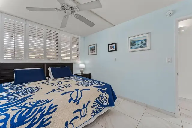 Listing Image for 50 Hauoli St 301 26 of 41