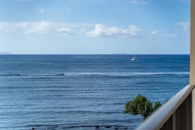 Listing Image for 50 Hauoli St 301 35 of 41