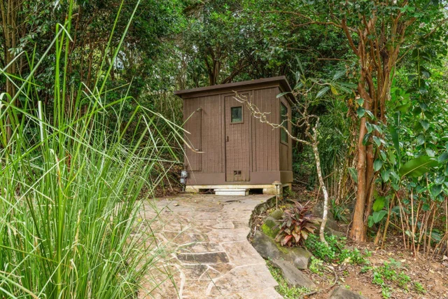 Listing Image for 1055 Kaupakalua Rd 42 of 46