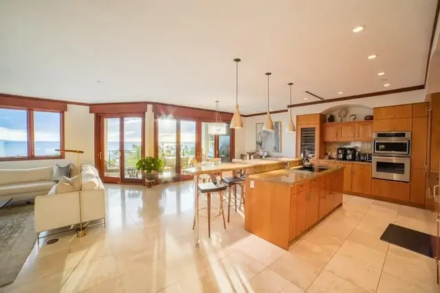 Listing Image for 3800 Wailea Alanui Dr 404 2 of 35