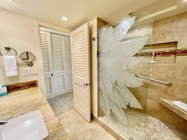 Listing Image for 2481 Kaanapali Pkwy 324 J 24 of 34