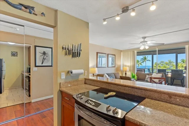 Listing Image for 2385 S Kihei Rd 402 19 of 49