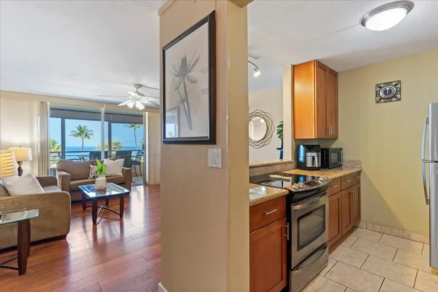 Listing Image for 2385 S Kihei Rd 402 22 of 49