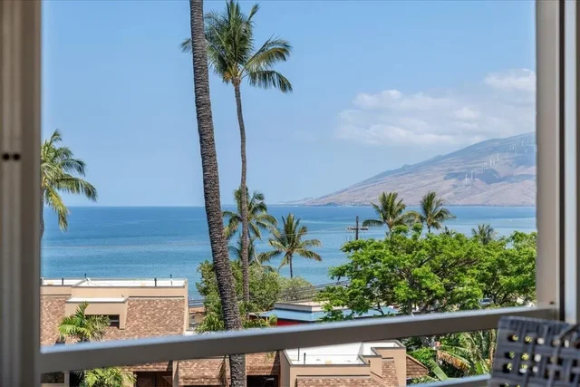 Listing Image for 2385 S Kihei Rd 402 3 of 49