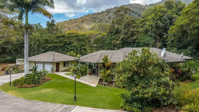 Listing Image for 2547 Mokuhau Rd Unit A 2 of 30