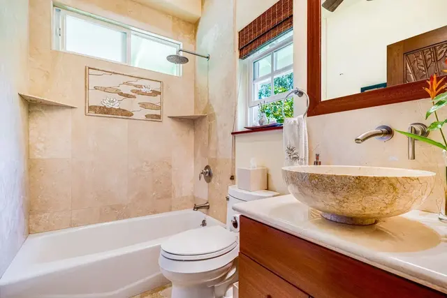 Listing Image for 2547 Mokuhau Rd Unit A 25 of 30